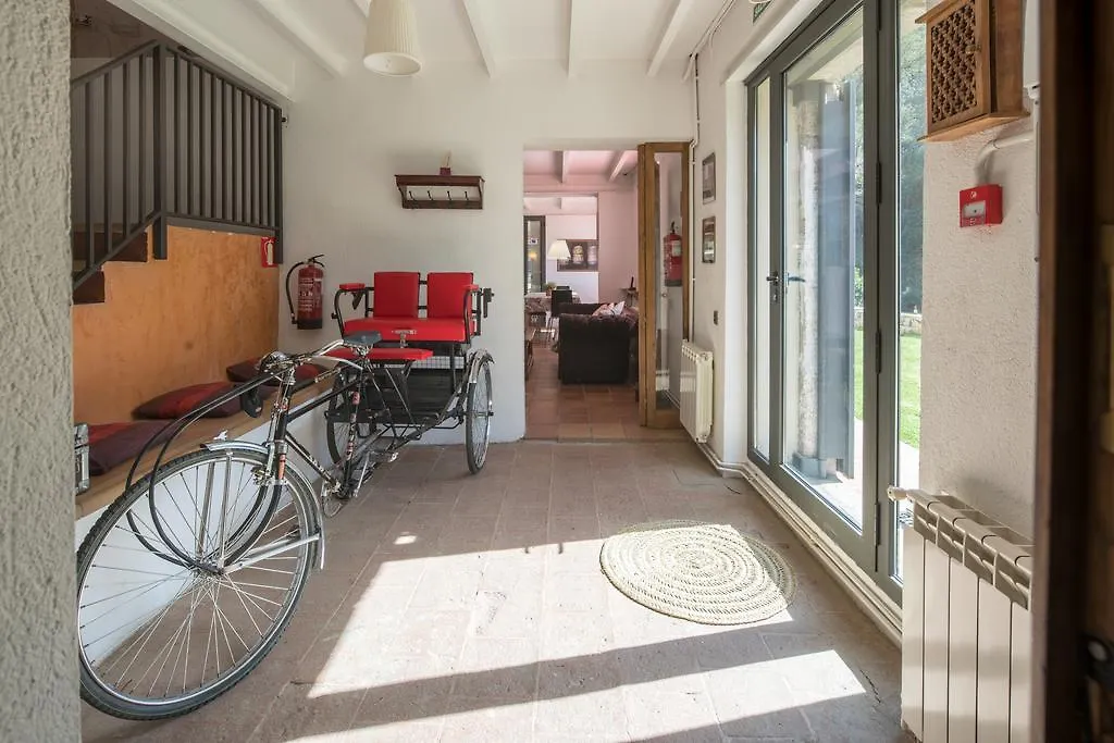 Masia Can Pau De La Rosa Guest House Canyamas Country house