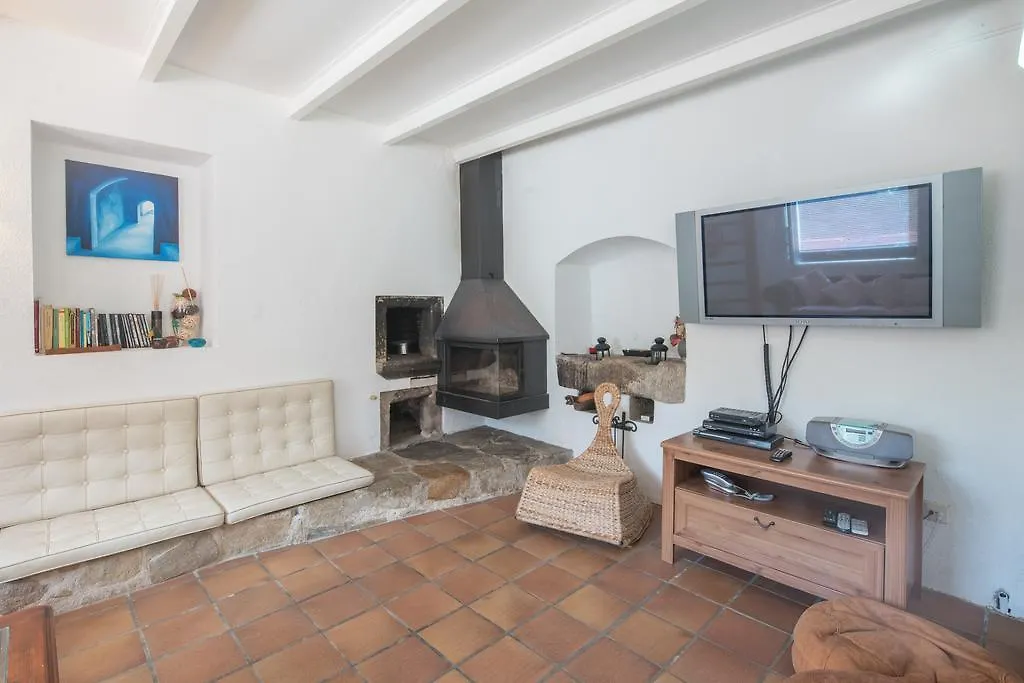 Masia Can Pau De La Rosa Guest House Canyamas
