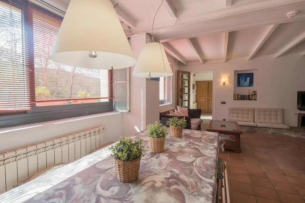 Masia Can Pau De La Rosa Guest House Canyamas Country house