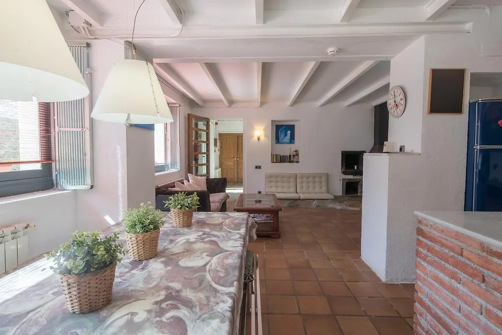 Masia Can Pau De La Rosa Guest House Canyamas